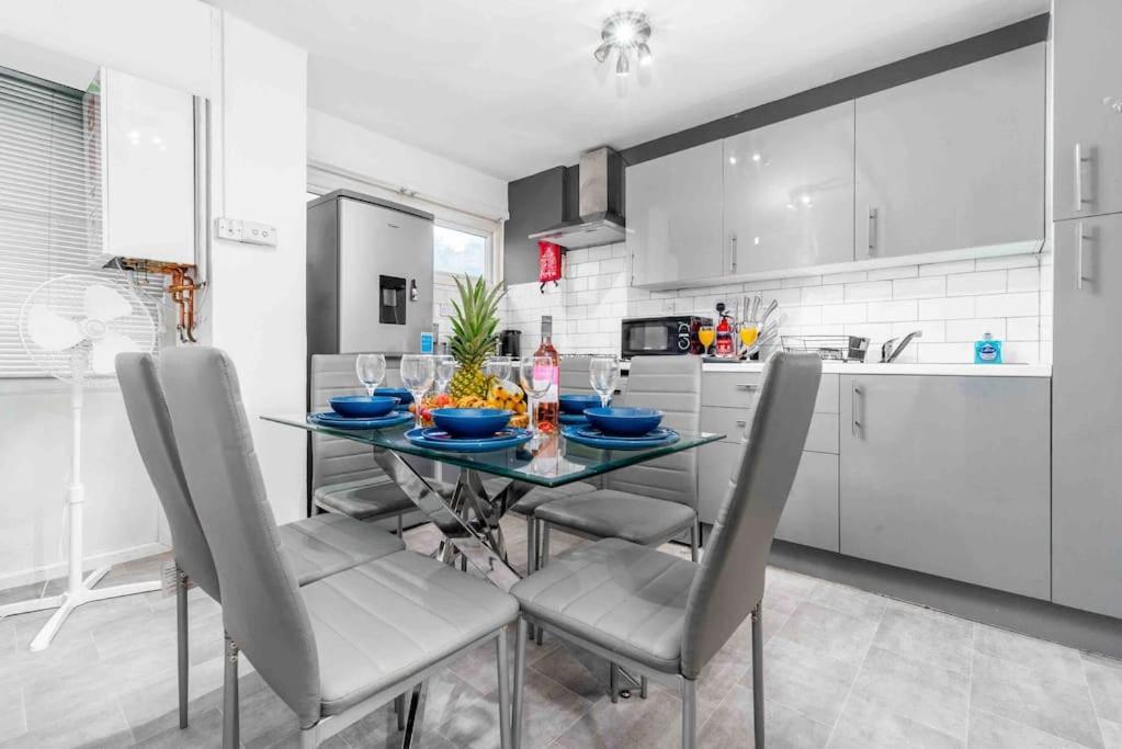 ✪Central✪6Bed✪ Parking✪Pool Table✪Private Patio ✪ Birmingham Eksteriør billede