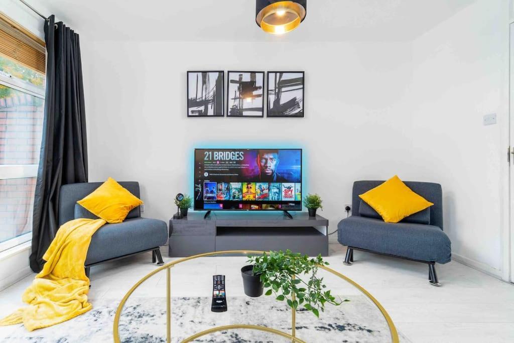 ✪Central✪6Bed✪ Parking✪Pool Table✪Private Patio ✪ Birmingham Eksteriør billede