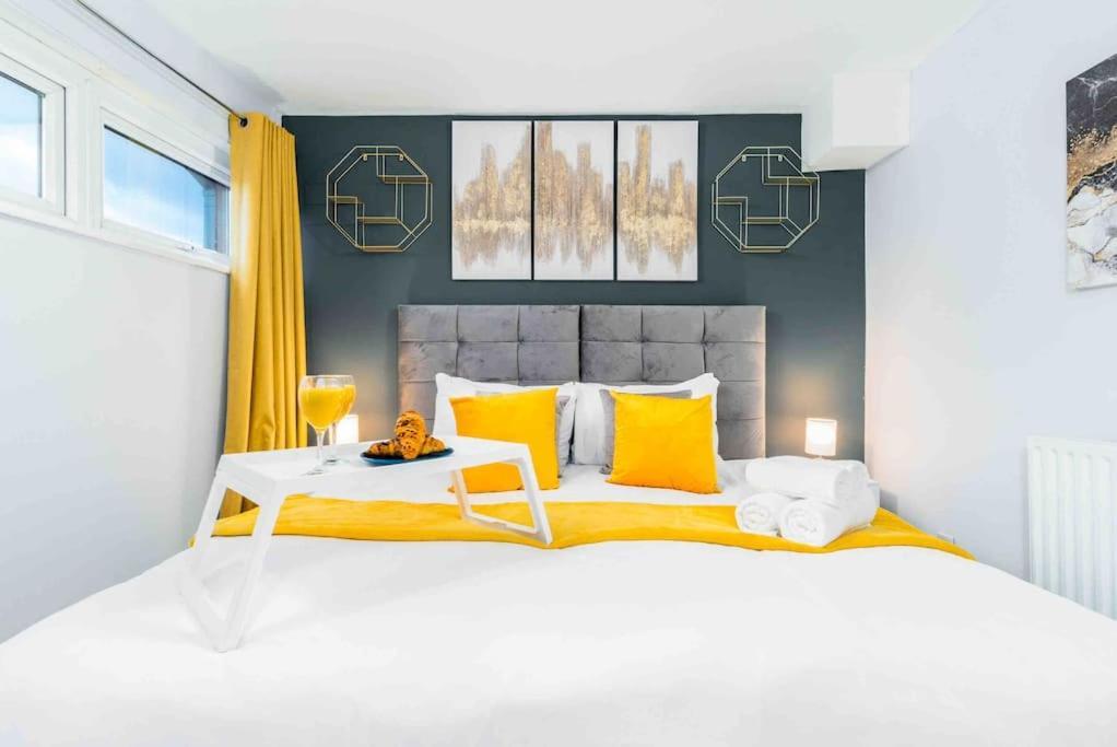 ✪Central✪6Bed✪ Parking✪Pool Table✪Private Patio ✪ Birmingham Eksteriør billede